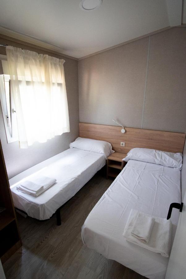 Camping Resort La Trapera Pradoluengo Екстериор снимка