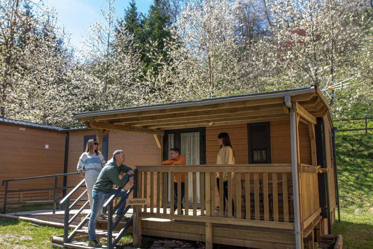 Camping Resort La Trapera Pradoluengo Екстериор снимка