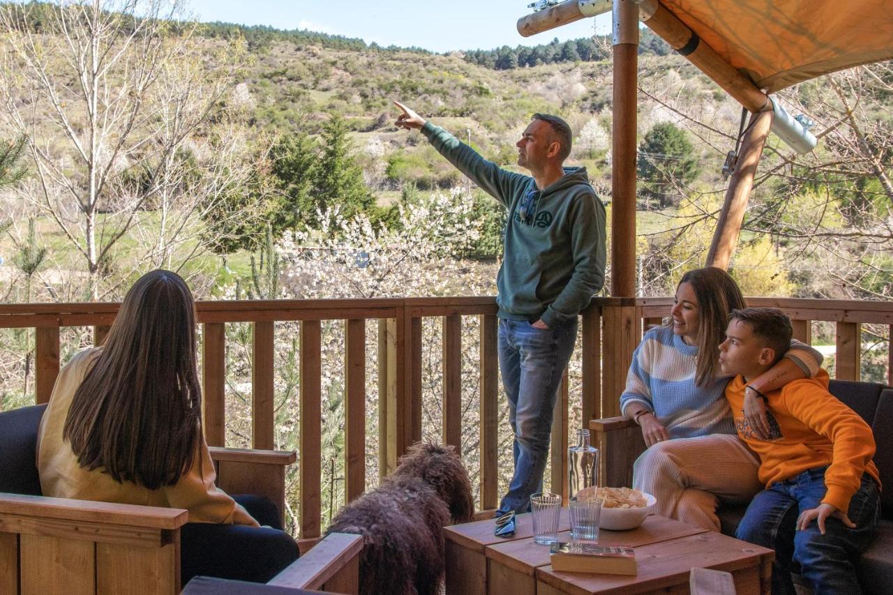 Camping Resort La Trapera Pradoluengo Екстериор снимка