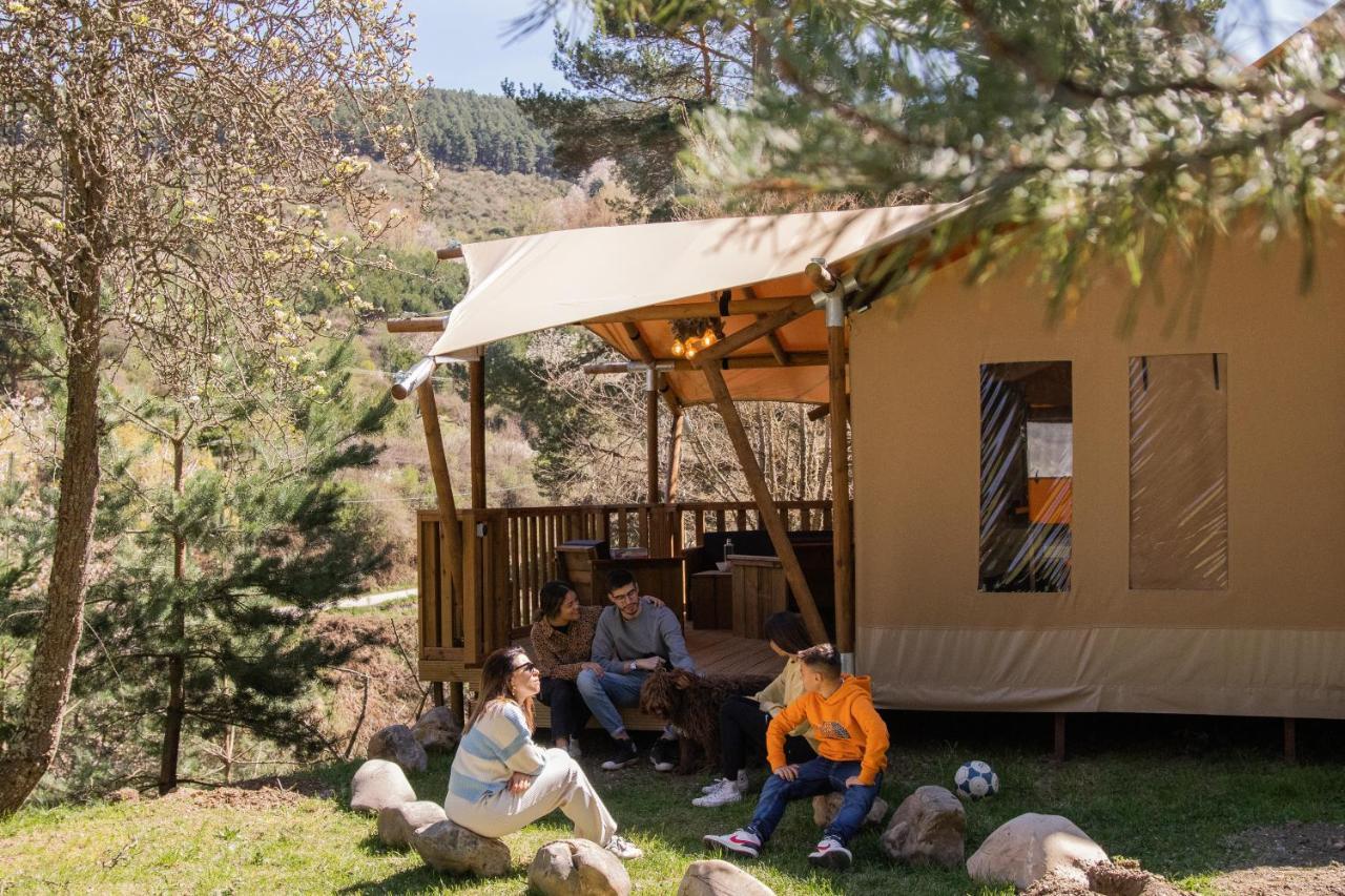 Camping Resort La Trapera Pradoluengo Екстериор снимка
